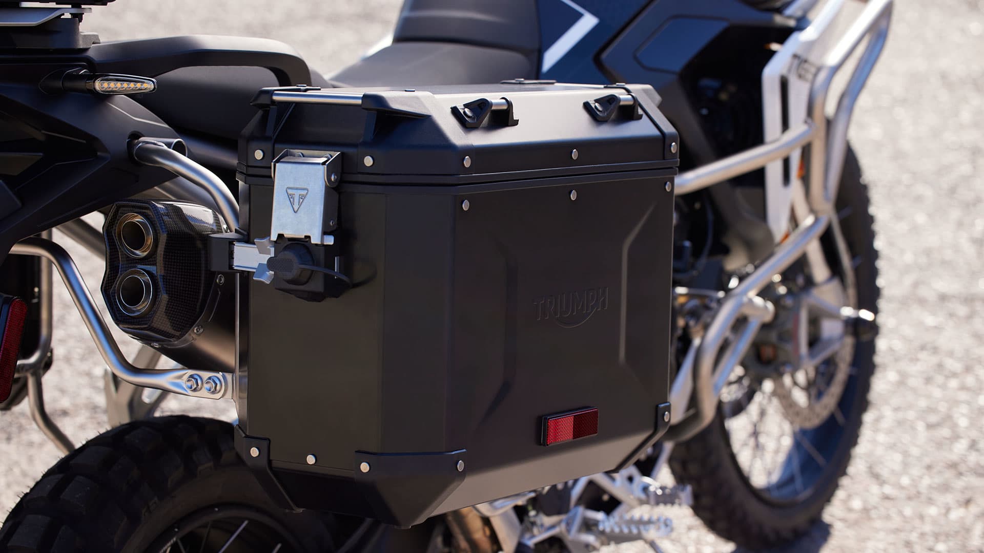 Triumph tiger luggage system on sale